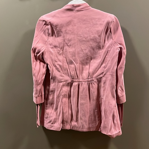 Size XS Lauren Conrad loose-fitting blazer. - Picture 2 of 3